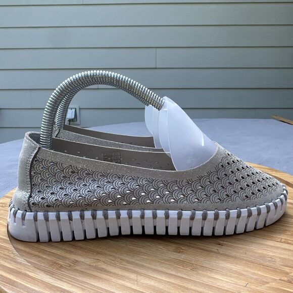 Ilse Jacobsen Tulipu Ballet Flats Slip On Comfort Shoes Size 37 US 7 Silver - Picture 1 of 7